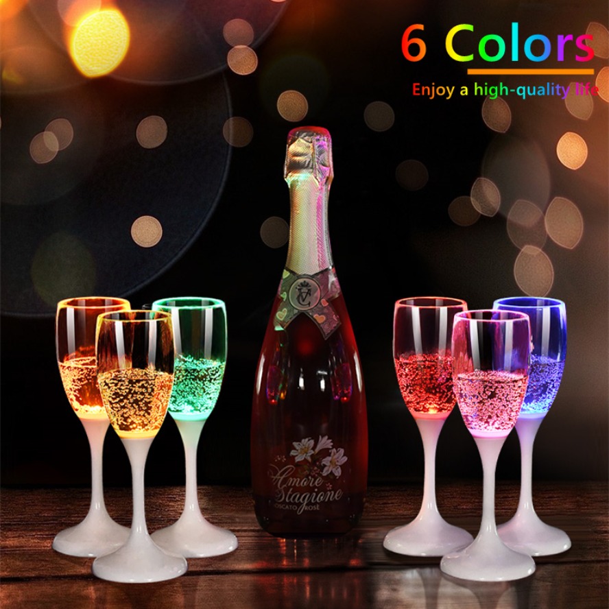 Beer Wine Up - 6 Color LED Automatic Flashing Cups