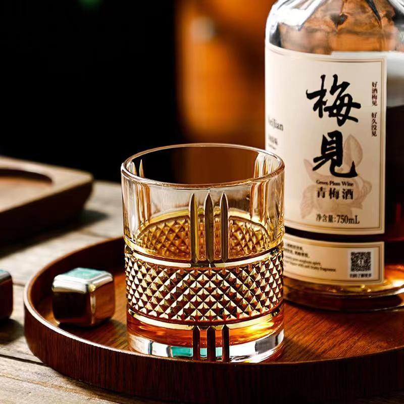 Whisky Beer And Wine - European Style Luxury Golden Old Fashioned