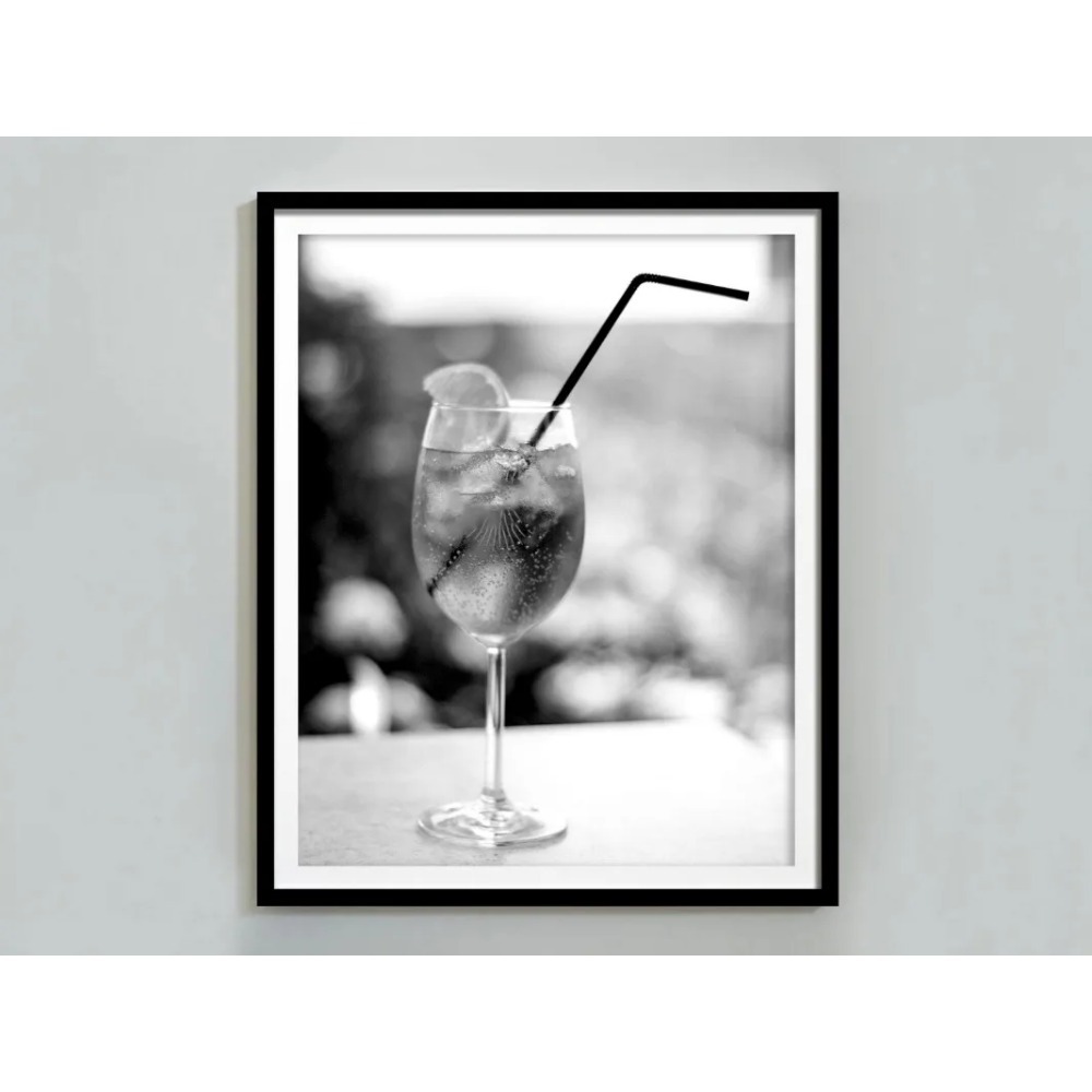 Black and white bar champagne  - огляд і ціна Whisky Beer And Wine