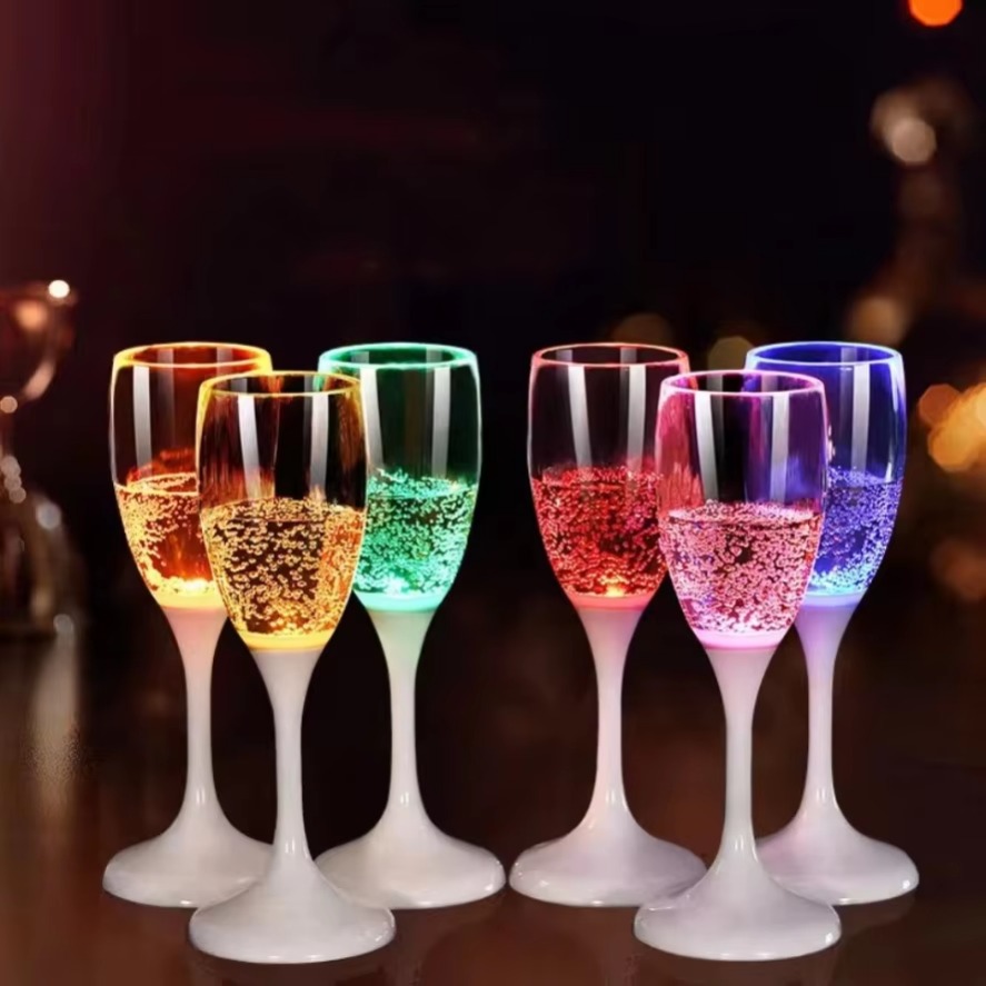 LED Automatic Flashing Cups Mu - огляд і ціна Beer Wine Up