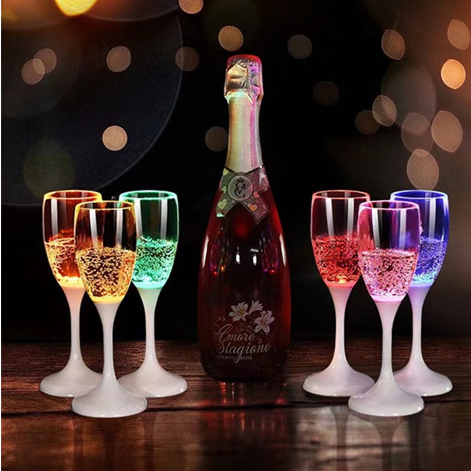 LED cup Automatic Flashing Cup - огляд і ціна Beer Wine Up
